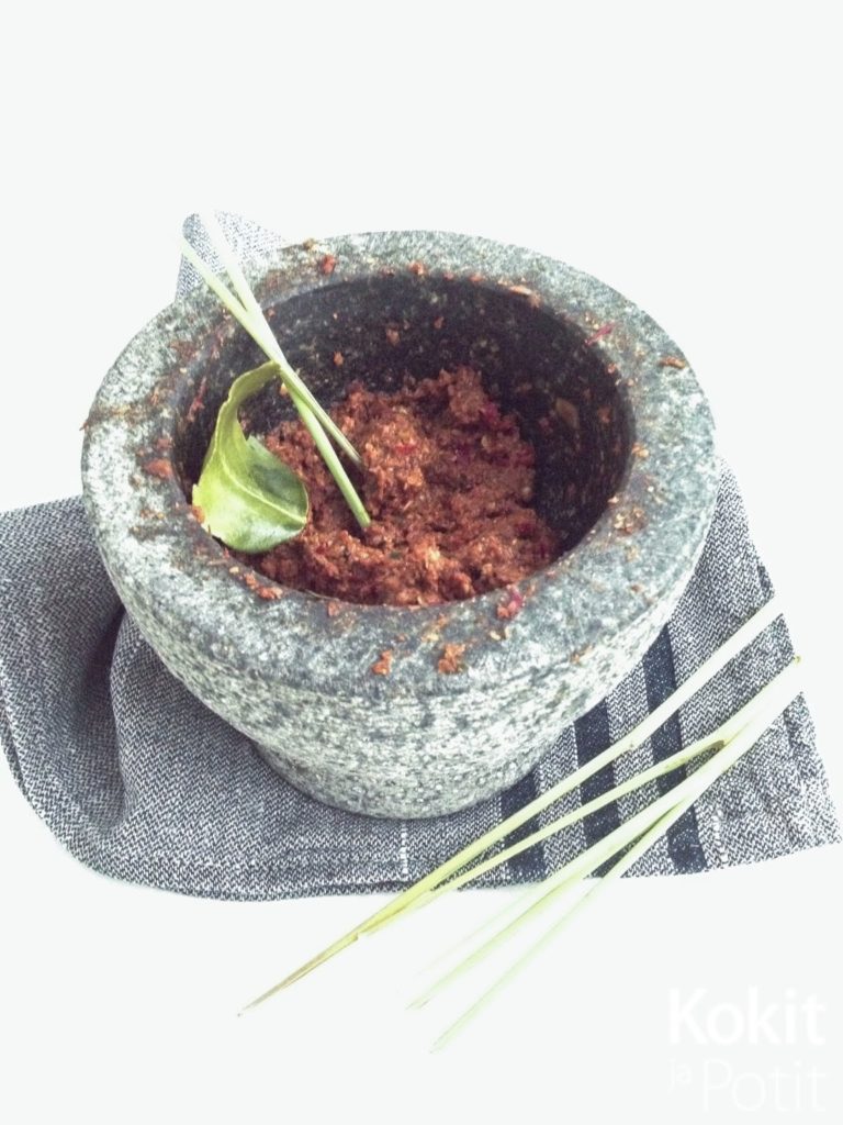 Thaimaalainen punainen currytahna