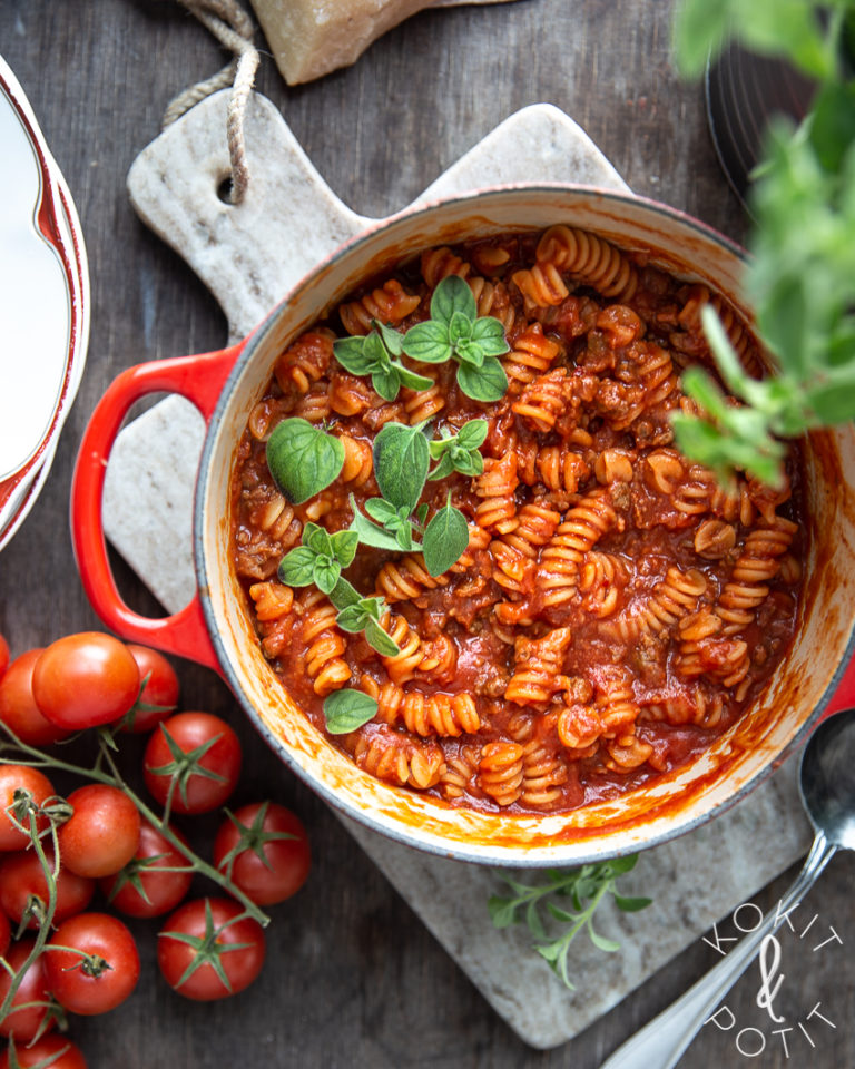 One pot -pasta – helppo kasvisruoka Härkiksestä