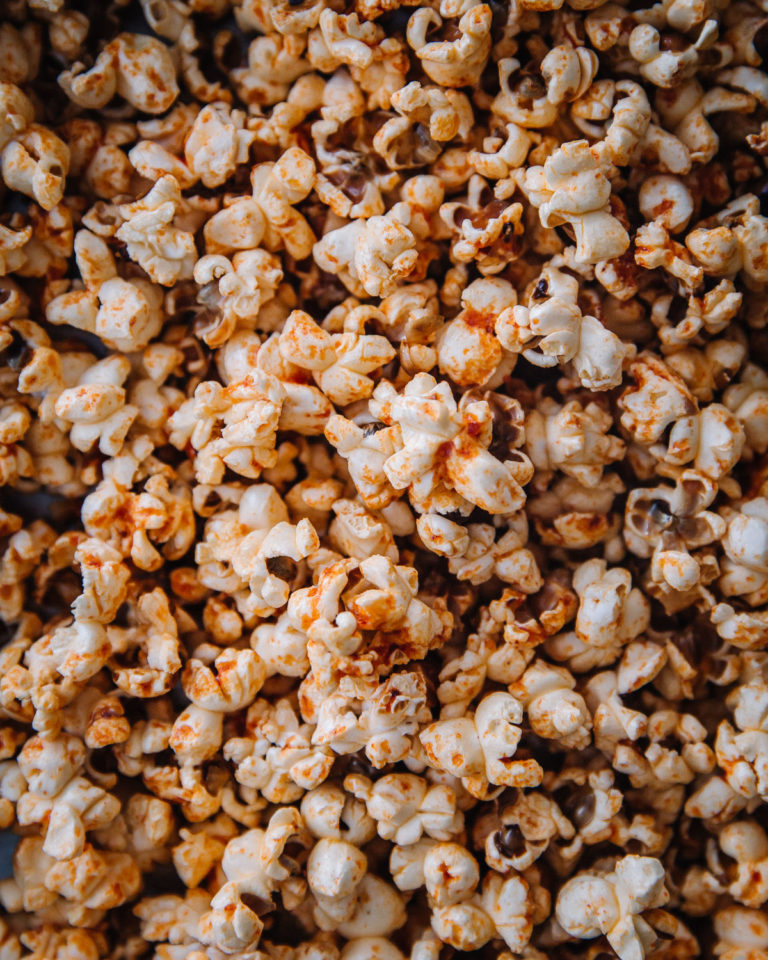Gochujang-popcornit